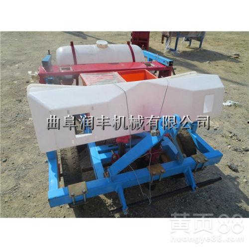 手扶地膜覆盖机视频,高效农业种植新利器