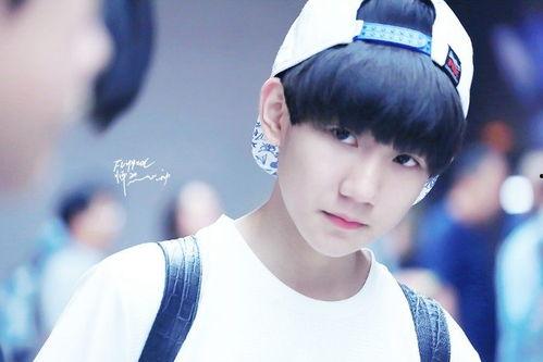 吃瓜爆料王源程潇,娱乐圈的甜蜜瓜田，揭秘明星们的甜蜜互动