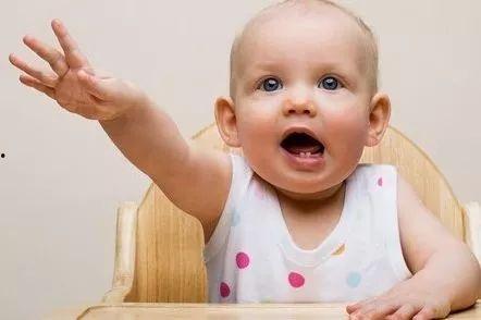 婴儿学说话视频,视频记录婴儿语言发展全过程