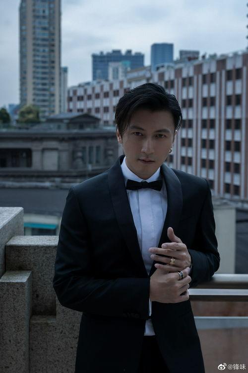 谢霆锋 视频,美食与音乐的跨界传奇