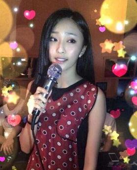 盛夏光年陈冰视频,陈冰演绎青春旋律，唤醒夏日记忆