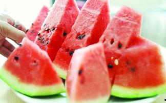 吃瓜会黑便么还是便秘,黑便还是便秘的真相解析