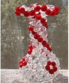 串珠梅花花瓶视频教程,巧手编织冬日浪漫