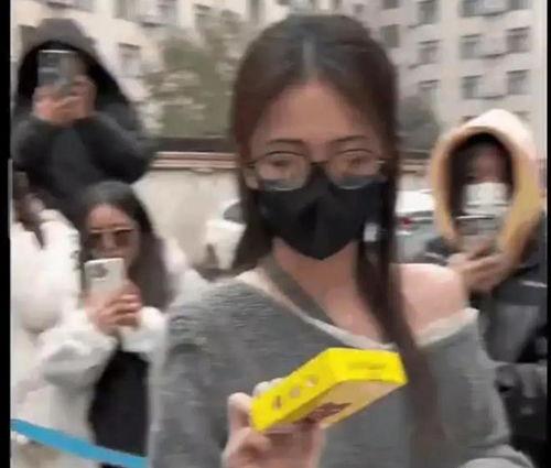 内娱吃瓜爆料图片,吃瓜图鉴，揭秘明星幕后故事