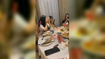 饭桌视频,一家人的幸福时光