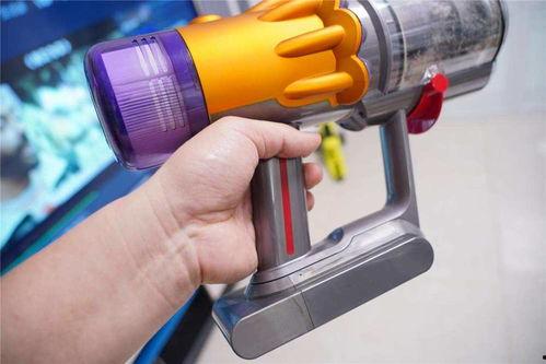 戴森吸尘器使用视频,高效清洁，一机在手，家务无忧