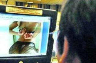 电影黄色视频,揭秘黄色视频背后的黑暗世界