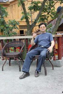 妈妈的花背带歌曲视频,温馨回忆中的童年时光