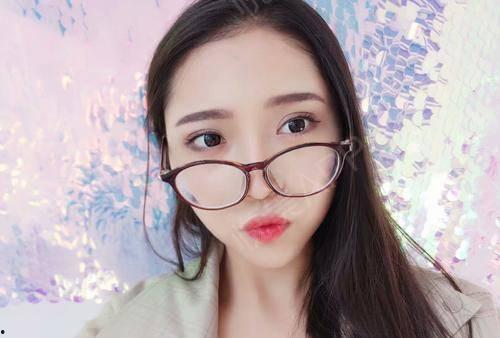 我想看小视频,轻松一刻，尽享精彩瞬间