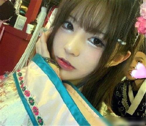 女主吃瓜爆料,女主揭秘娱乐圈幕后风云